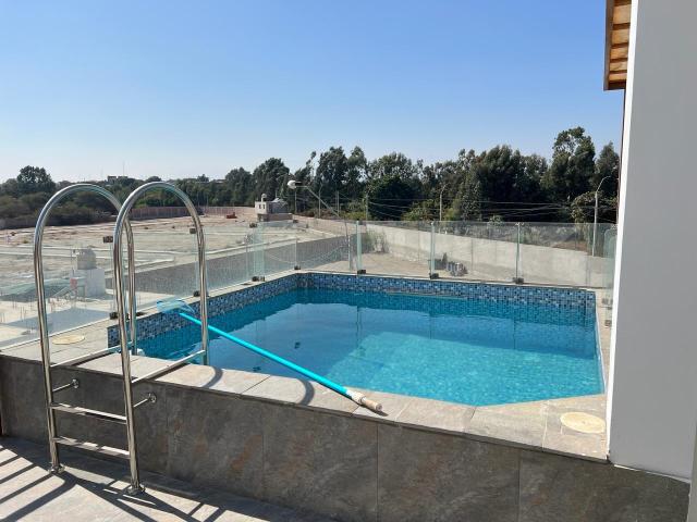 VENTA O ALQUILER DE CASA EN CONDOMINIO PRIVADO PRADOS DEL ESTE EN ICA