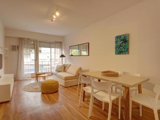 VENTA O ALQUILER DE DEPARTAMENTO DE 3 AMBIENTES CON BALCON EN RECOLETA