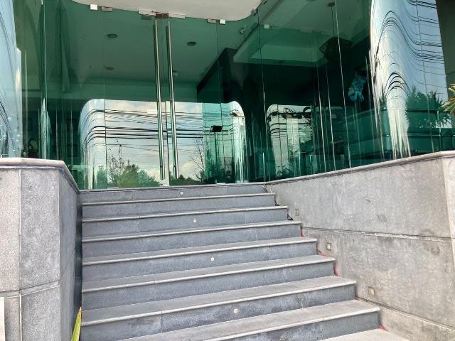 VENTA o RENTA AMUEBLADO en Sta FE frente la Ibero