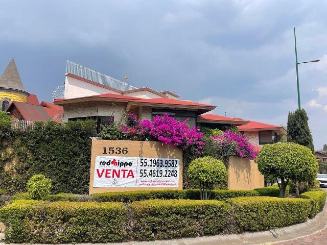 venta o renta casa jardines en la montaña