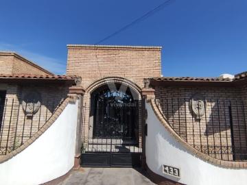 Venta o renta de casa de una planta en San Agustín