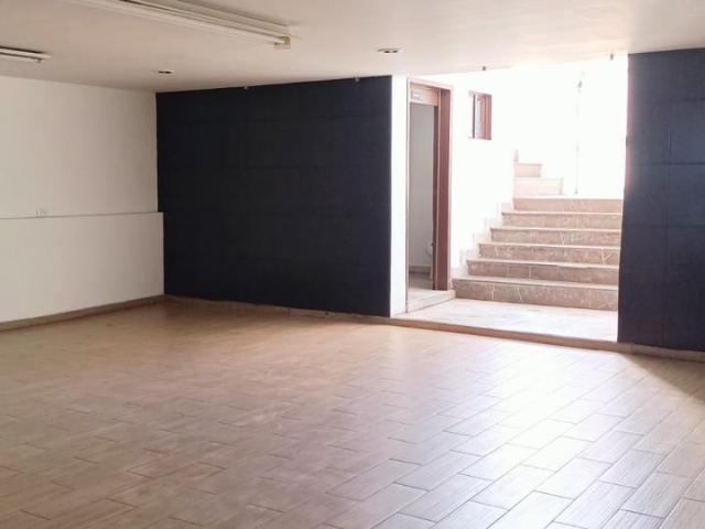 Venta o renta de Local Comercial en Fracc. El Sol, C?ntrico en Aguascalientes