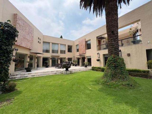VENTA O RENTA. Divina casa en lomas country