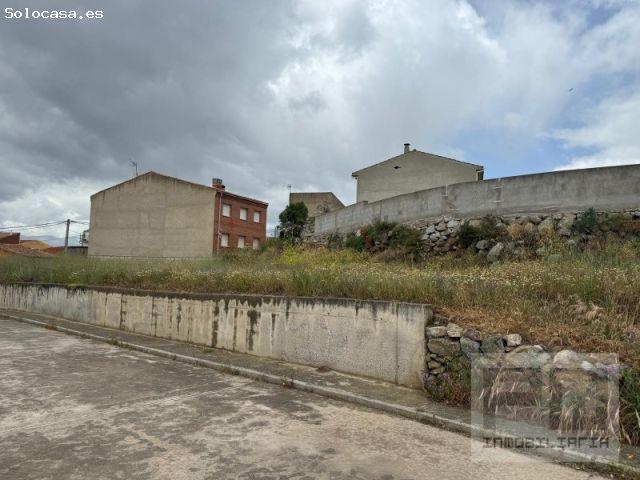 VENTA PARCELA URBANA EN NAVALMORAL DE LA SIERRA