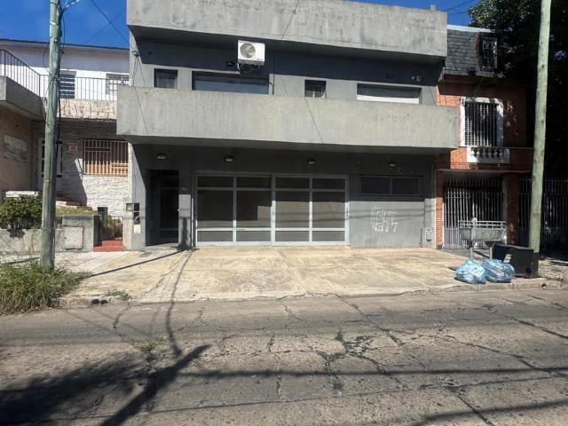 VENTA PH 2 AMBIENTES AL FRENTE EN RAMOS MEJ?A! ? 50m?