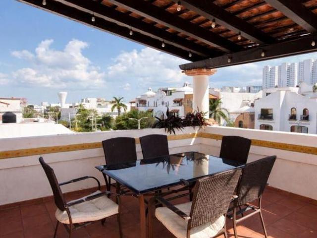 VENTA PH ESPACIOSO CON ARQUITECTURA MEXICANA