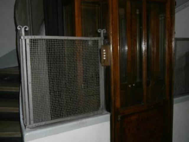 VENTA PISO CENTRO EDIFICIO EMBLEMATICO