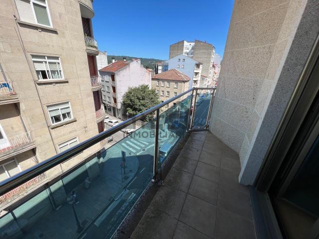VENTA PISO EN CARBALLIÑO