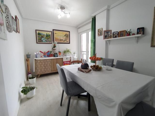 VENTA PISO EN FLORES DEL SIL EN PONFERRADA