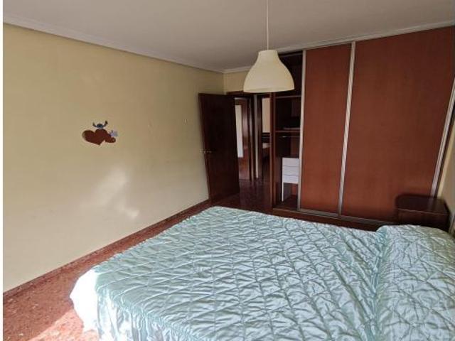 VENTA PISO HUERTAS SACRAMENTO