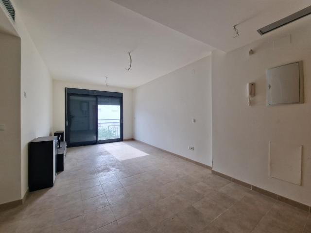 VENTA PISO UBRIQUE. LA VEGA