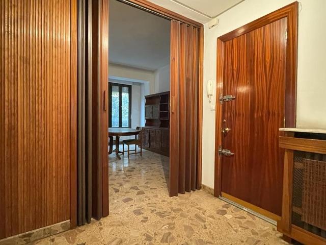 VENTA PISO ZONA CENTRO DE PONFERRADA EDIFICIO EMBLEMÁTICO