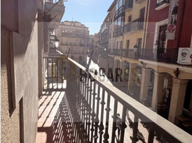 VENTA PISO 3 HABITACIONES