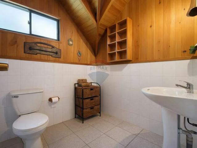 Venta propiedad con acceso directo al lago | 5 dormitorios por 10900.00 en Pucón