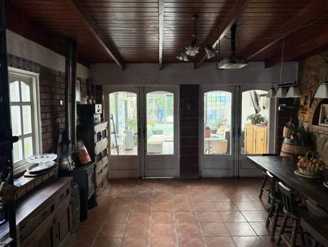 Venta propiedad de 580 mts totales, centro de Maipú | 6 dormitorios por 13383.00 en Maipú