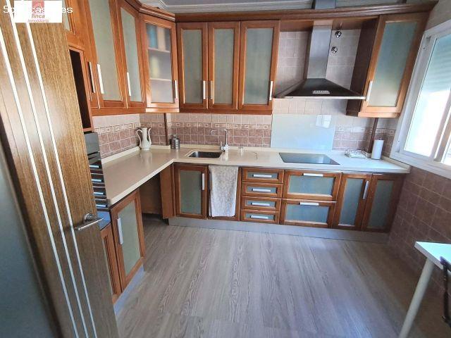 VENTA PUEBLA DE LA CALZADA, DUPLEX CON GARAJE Y TRASTERO, AMPLIO PATIO, LUMINOSO, CALEFACCIÓN CENTRA