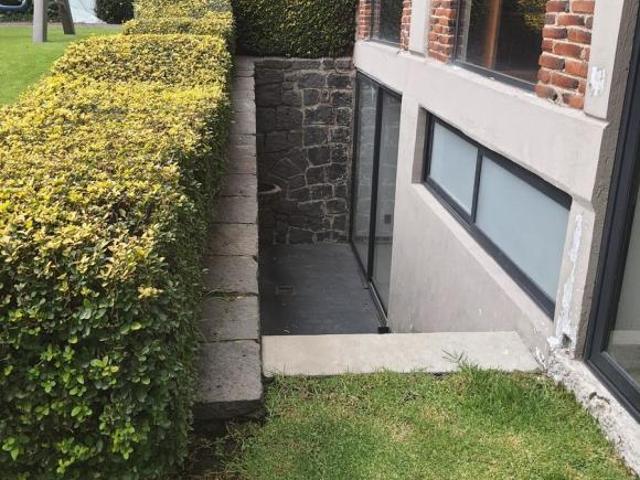 VENTA/ RENTA DE CASA EN CONDOMINIO