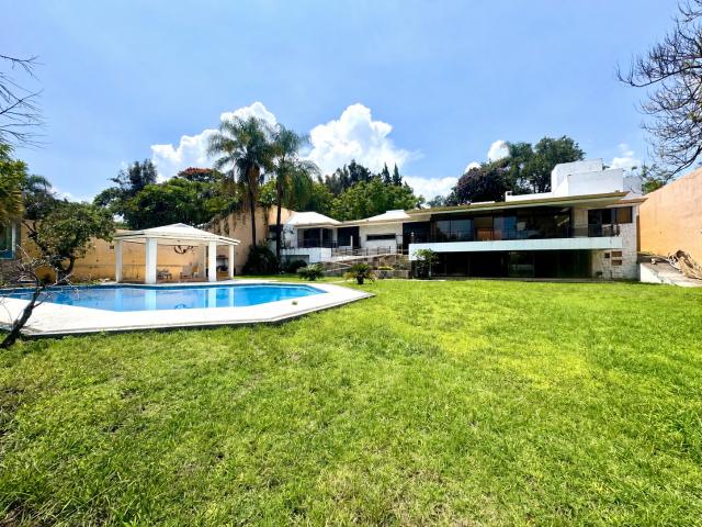 VENTA | RESIDENCIA DE OPORTUNIDAD EN RANCHO CORTES, CUERNAVACA, MORELOS. Clave 6336