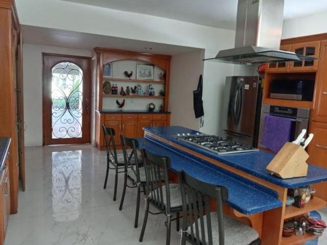 VENTA RESIDENCIA EN CUERNAVACA