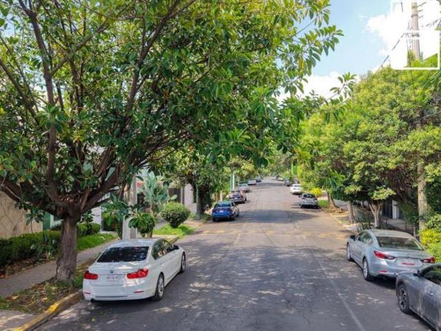 Venta | Residencia Familiar en Calle Arbolada, Tepeyac Insurgentes
