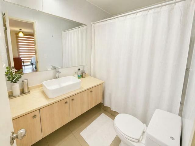 Venta santa elena de chicureo, quincho piscina | 3 dormitorios por 8500.00 en Colina