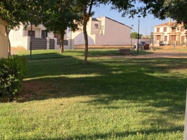 VENTA SOLAR URBANIZACION NUEVA VILLA