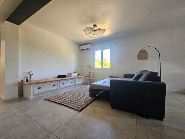 Ventabren Maison campagne T3/4 BAIL MEUBLE 10 MOIS