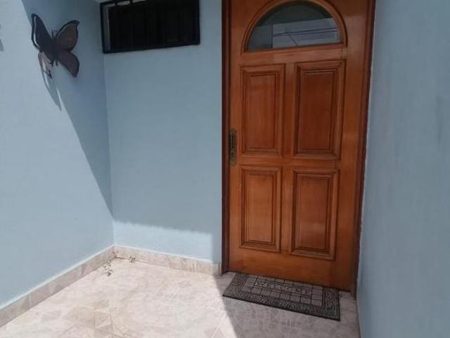 VENTA/RENTA CASA COLINA DE LAS TERMAS, BOULEVARES