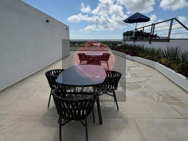 VENTA/RENTA LOFT / ESTUDIO SM 11 EXCELENTE VISTA EN PISO 8 PARA INVERSIÓN CON VISTA AL MAR DE CANCÚN