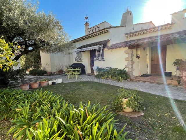 vente 4 Pièce s 161m² Mougins