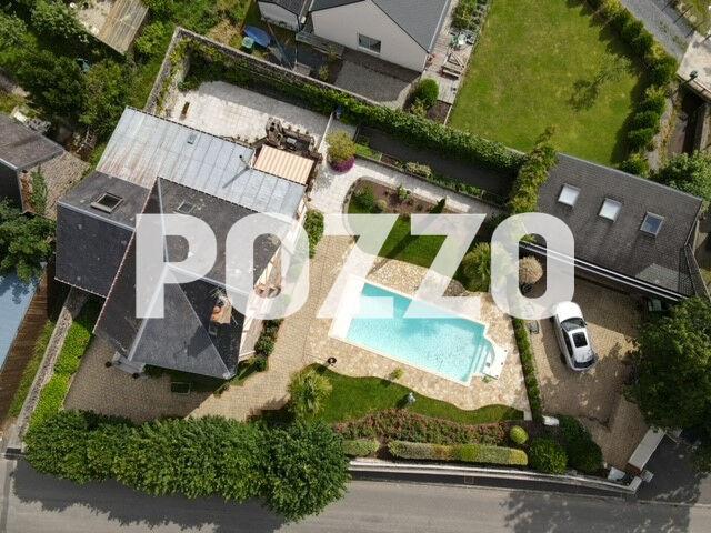 Vente: 800 m plage, villa 10 pièces, jardin, piscine, bourg à SAINT JEAN LE THOMAS