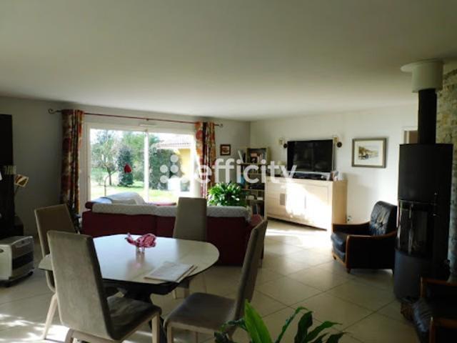 Vente Maison de ville 4 pièces 108 m2 Montendre