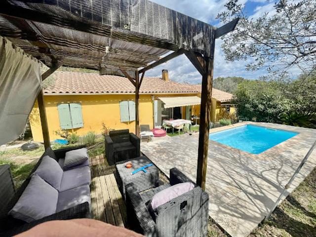 Vente Villa 4 pièces 79.24 m2 Figanières