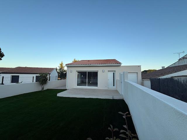 Vente Villa 4 pièces 97.5 m2 Pailhes
