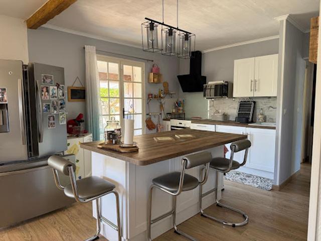 Vente Villa 4 pièces 94.25 m2 Régusse