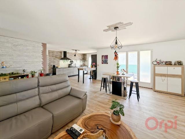 Vente Villa 4 pièces 95.9 m2 Vias