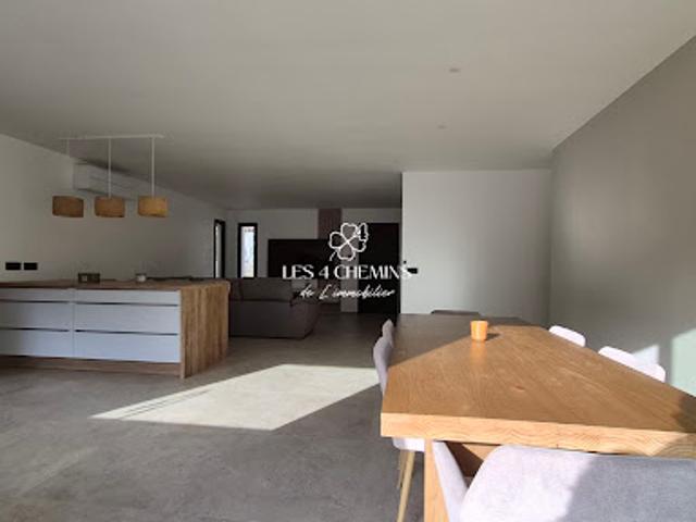 Vente Villa 4 pièces 103 m2 Rousset