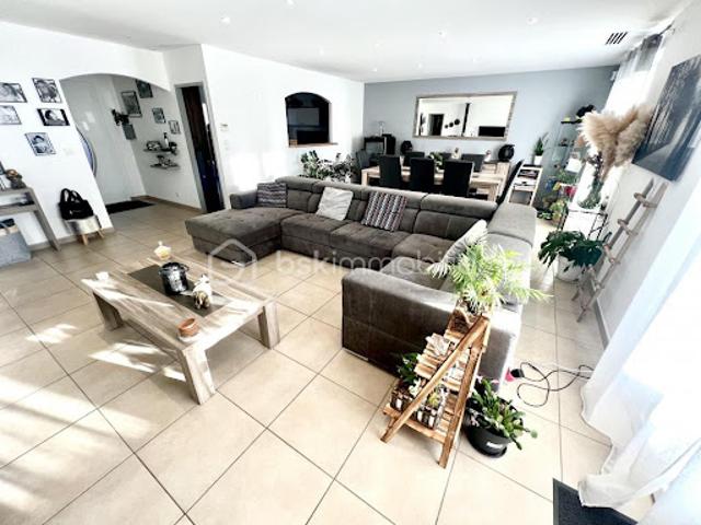 Vente Villa 4 pièces 115 m2 Villecroze