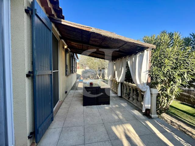 Vente Villa 4 pièces 120 m2 Saint Etienne du Grès