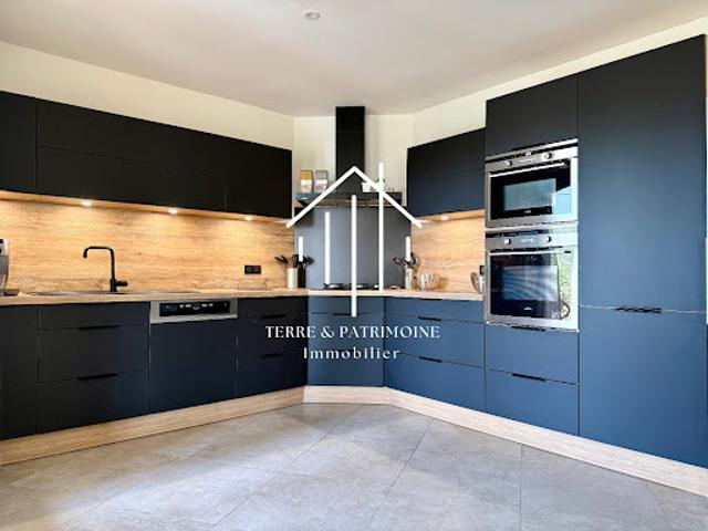 Vente Villa 4 pièces 120 m2 Vinezac