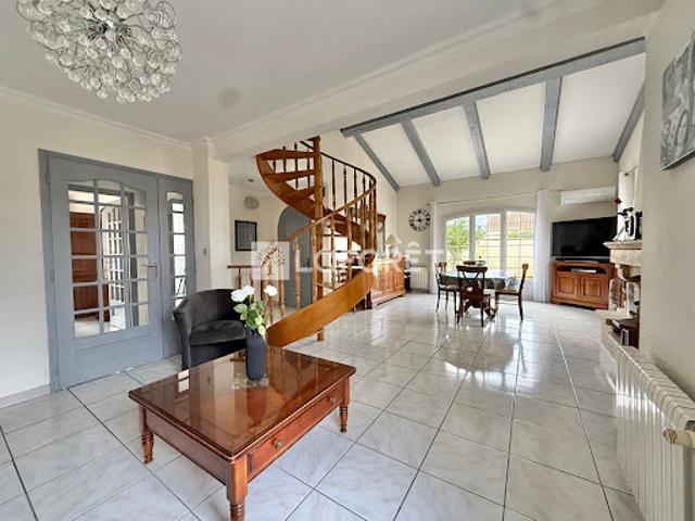 Vente Villa 4 pièces 122 m2 Bompas