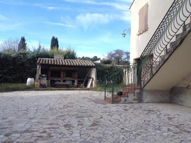 Vente Villa 4 pièces 122 m2 La Tour d'Aigues