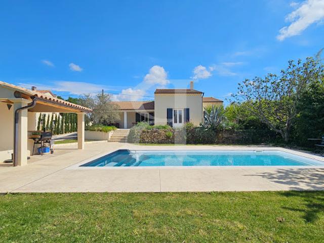 Vente Villa 4 pièces 123 m2 Sérignan du Comtat