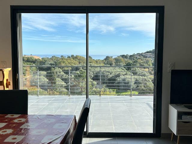 Vente Villa 4 pièces 130 m2 Sainte lucie de porto vecchio