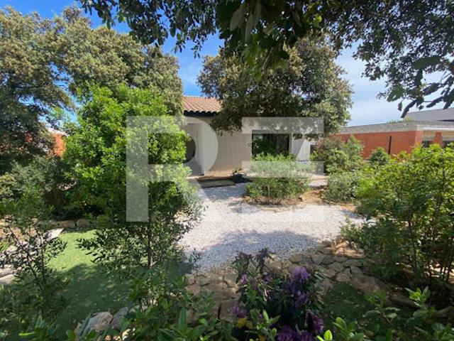 Vente Villa 4 pièces 131 m2 Nimes