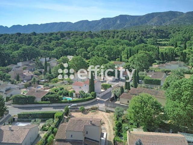 Vente Villa 5 pièces 132 m2 Saint Rémy de Provence