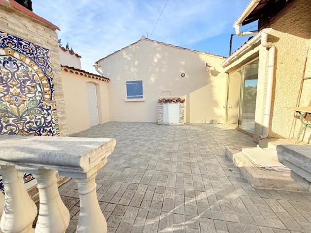 Vente Maison 3 pièces 137 m2 Saint Cyr sur Mer