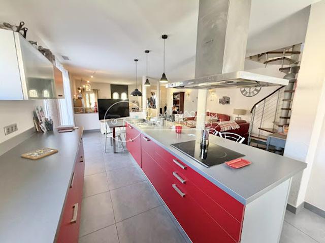 Vente Villa 4 pièces 137 m2 Saint Estève