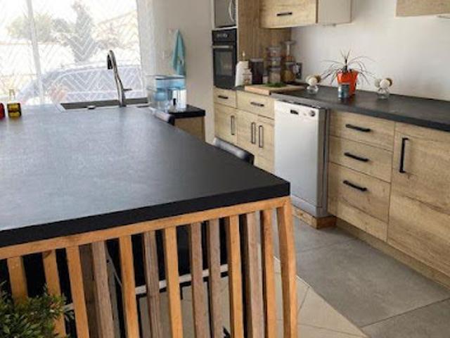 Vente Villa 4 pièces 140 m2 Lézignan la Cèbe