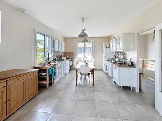 Vente Villa 4 pièces 140 m2 Taluyers